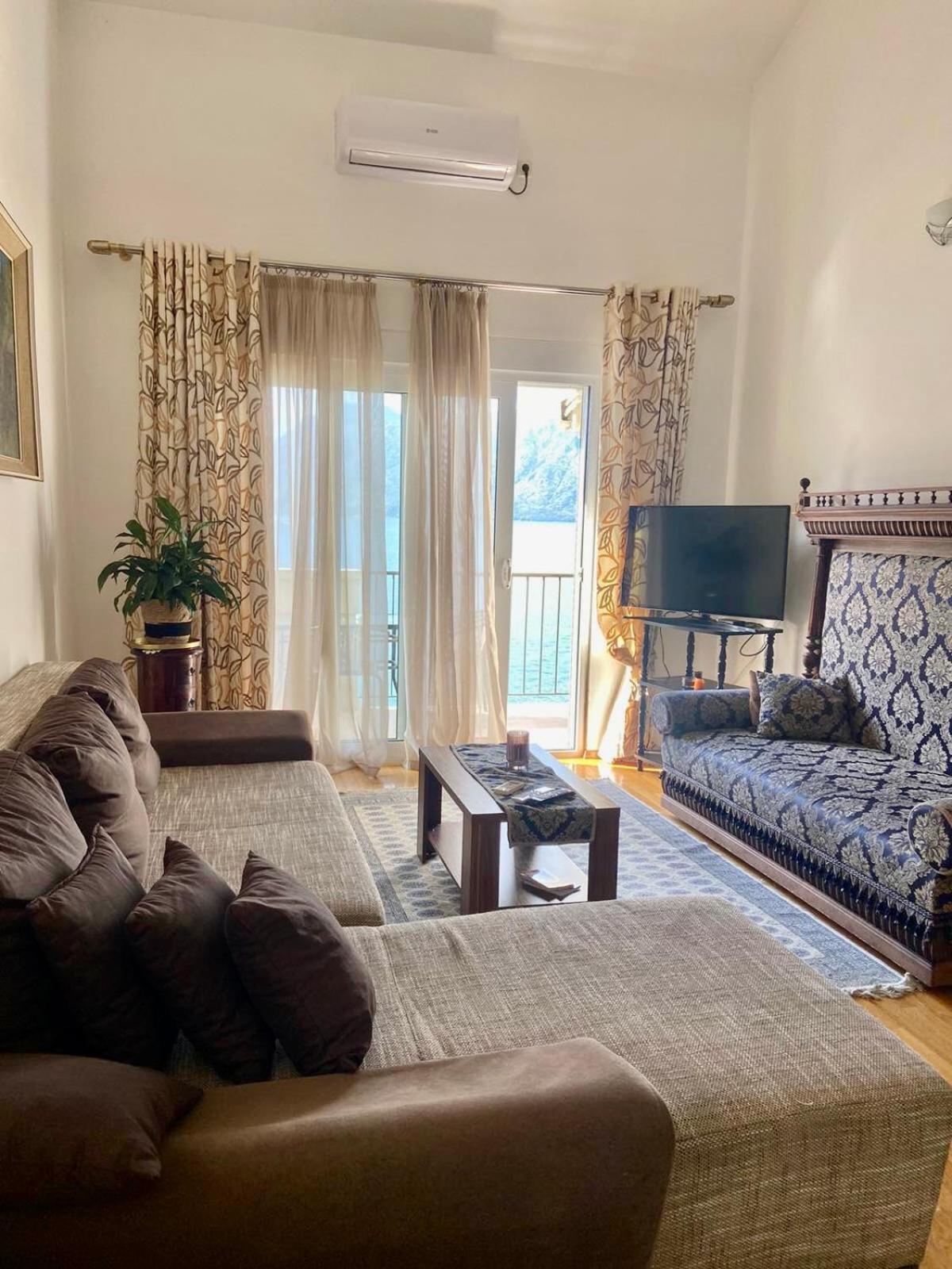 Apartment Ivanisevic 2 Котор Екстериор снимка